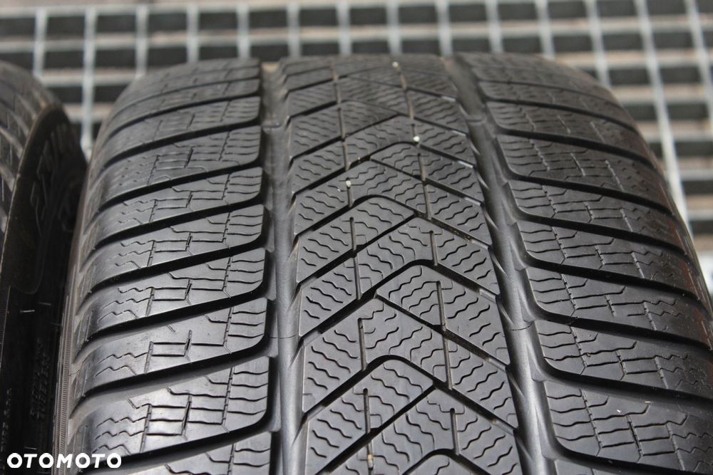 2x 275/40R18 PIRELLI WINTER SOTTOZERO 3 MO 103V 20r 6mm - 3