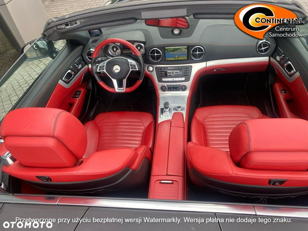 Mercedes-Benz SL - 12