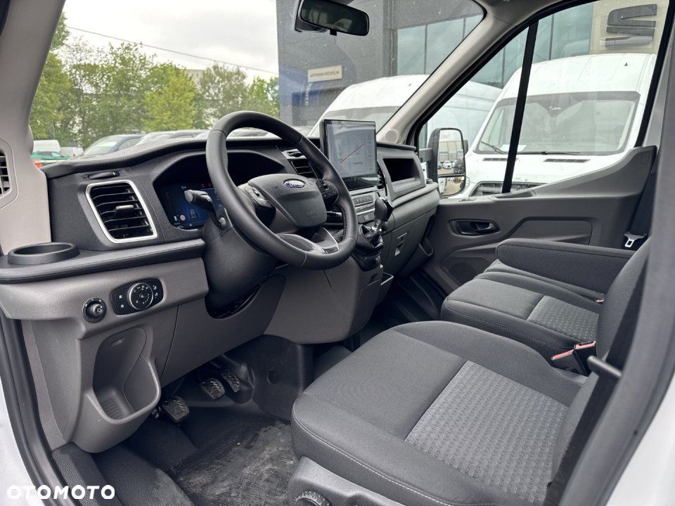 Ford Transit - 10