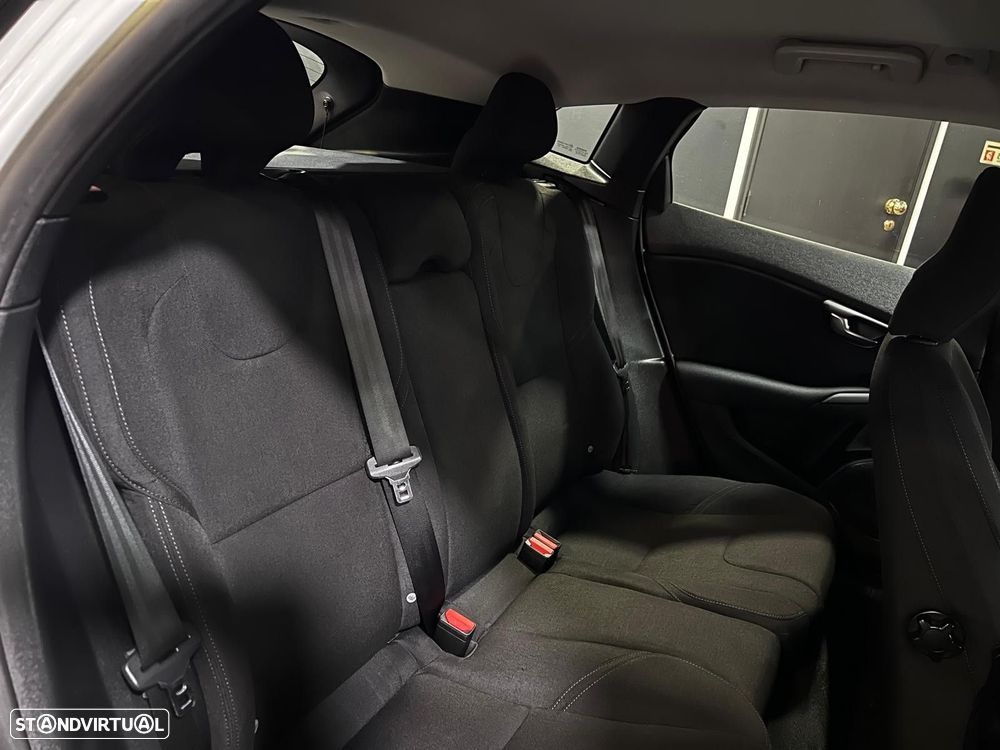 Volvo V40 1.6 D2 Kinetic Eco - 27