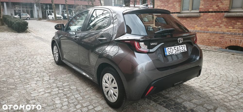 Toyota Yaris 1.5 Comfort - 2