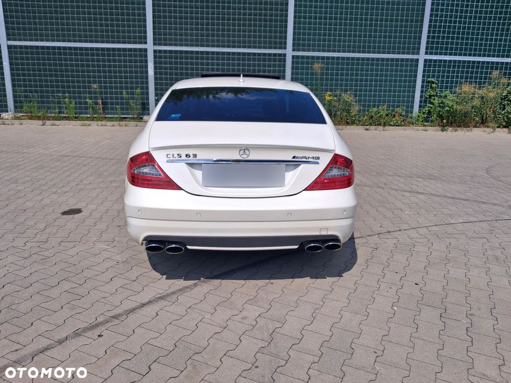 Mercedes-Benz CLS 63 AMG - 7