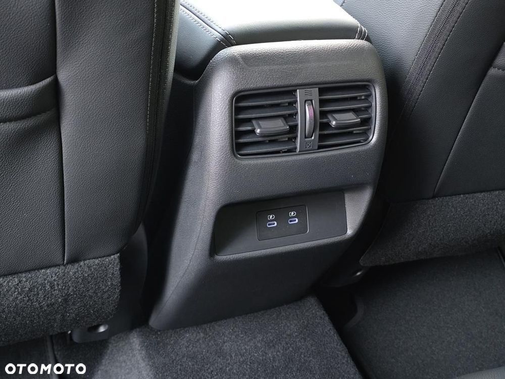 Nissan Qashqai 1.3 DIG-T MHEV N-Connecta Xtronic - 11