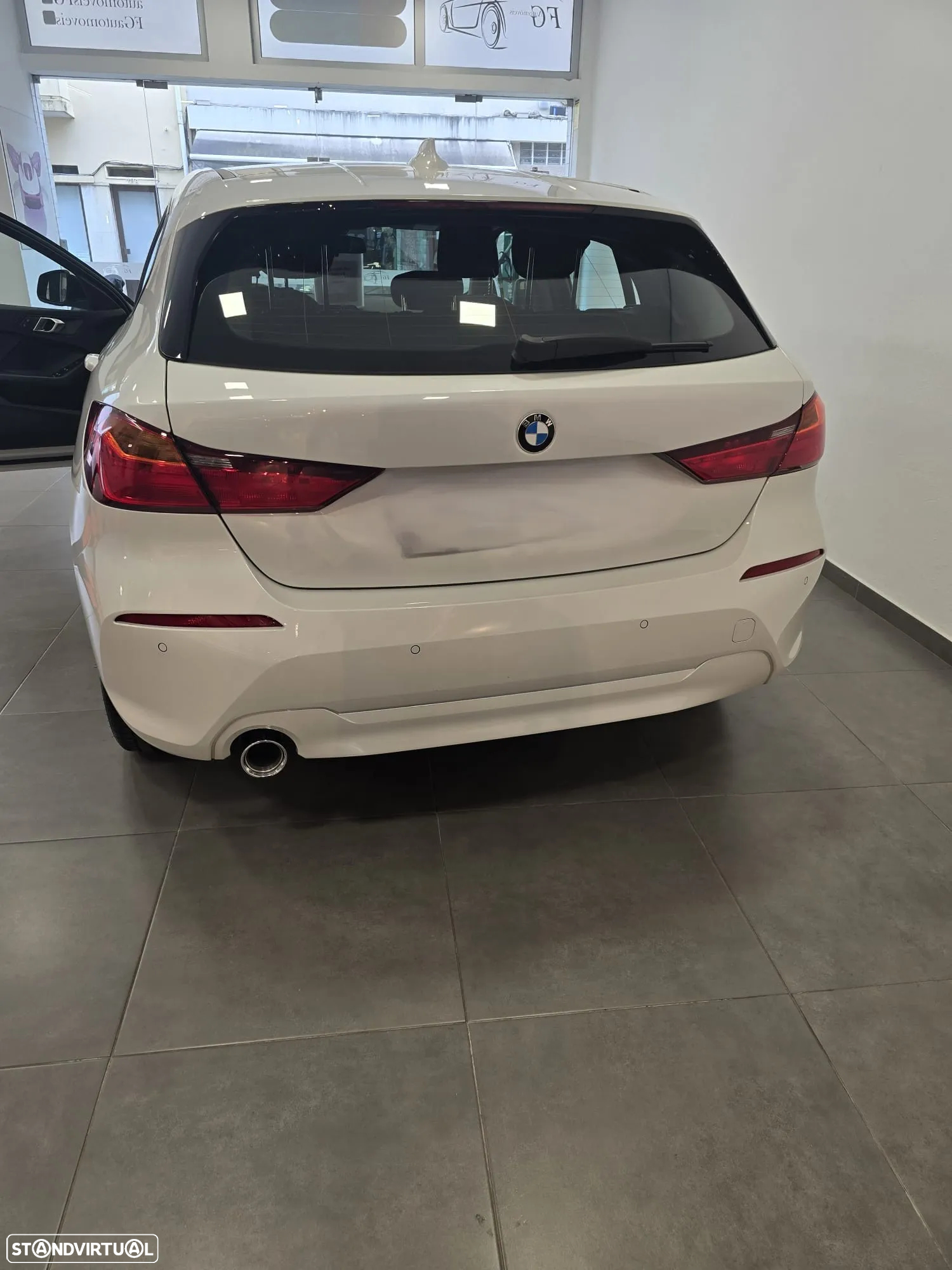 BMW 116 d Corporate Edition Auto - 4