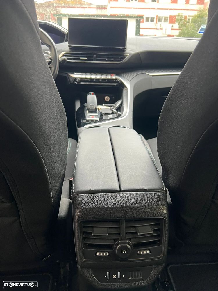 Peugeot 5008 1.5 BlueHDi Allure EAT8 - 9