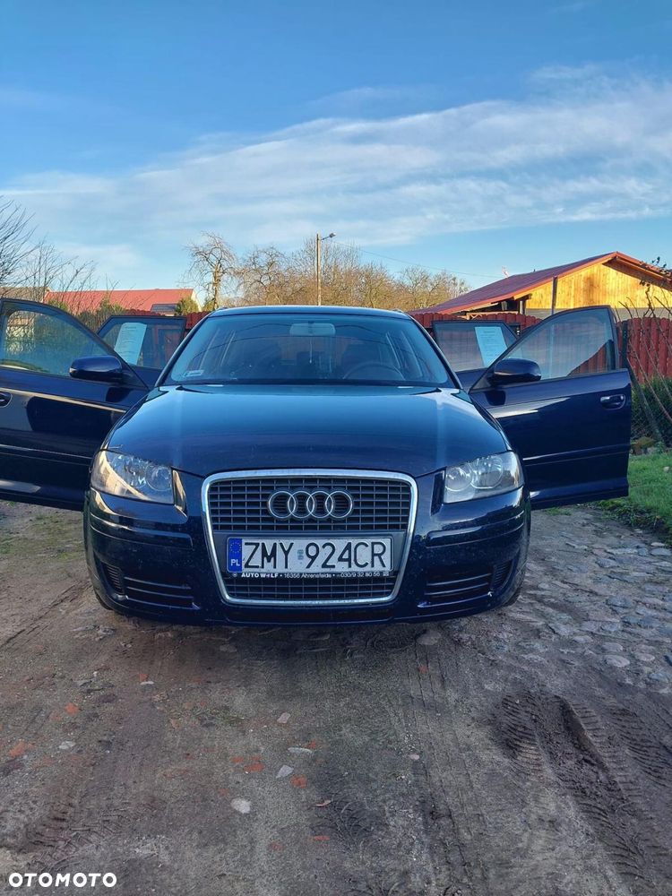 Audi A3 Sportback - 3