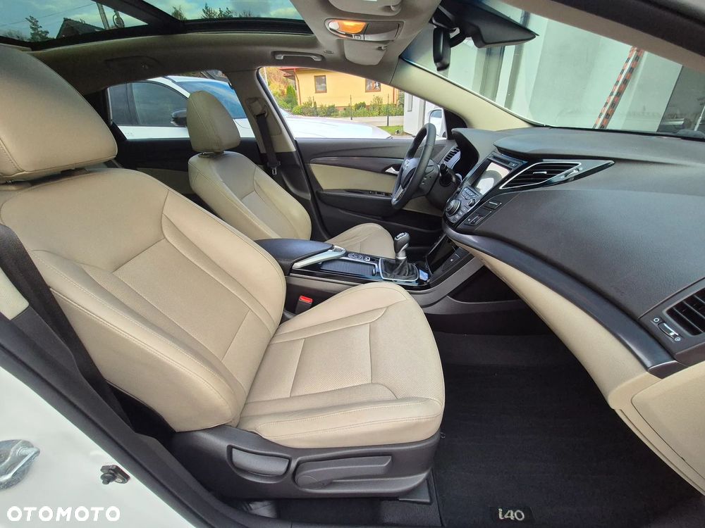 Hyundai i40 i40cw 1.7 CRDi Premium - 23