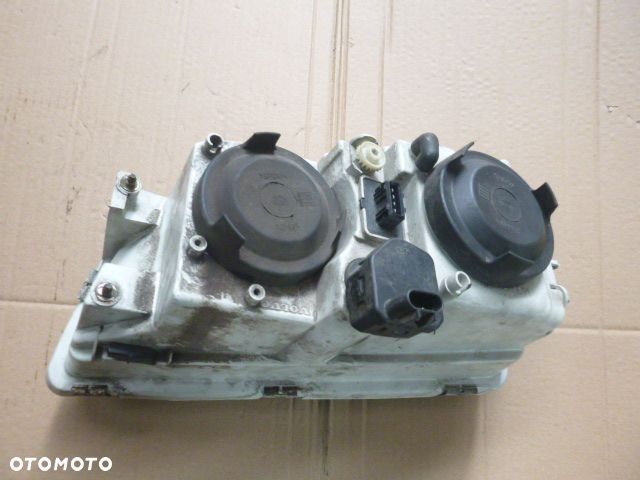 LAMPA PRAWY PRZÓD PRAWA PRZEDNIA VOLVO S40 LIFT - 22