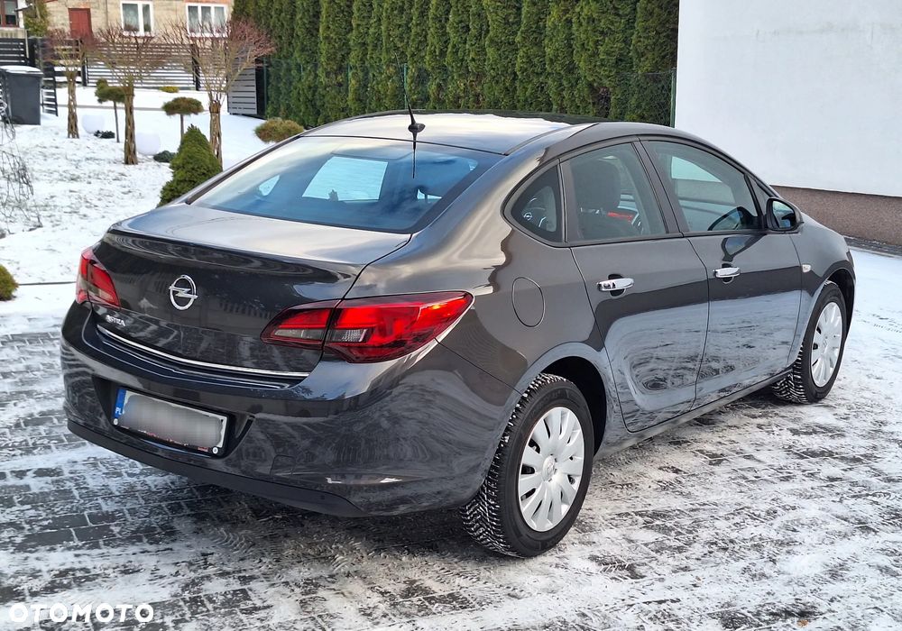 Opel Astra 1.6 Active EU6 - 3