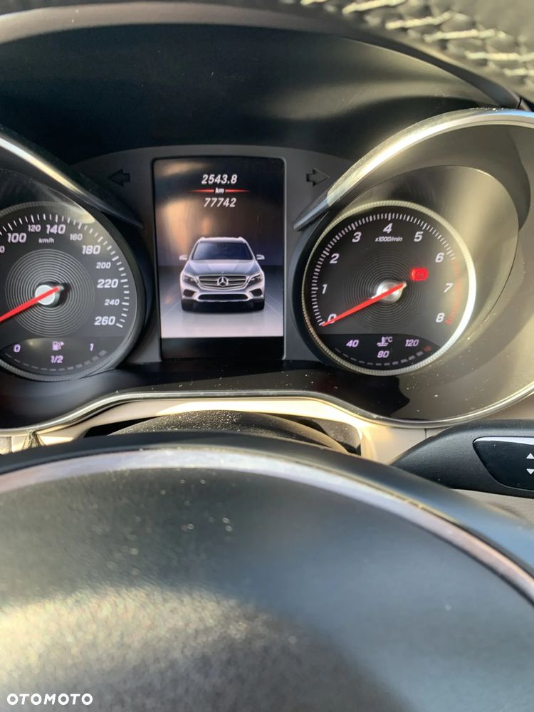 Mercedes-Benz GLC 300 4Matic 9G-TRONIC - 11