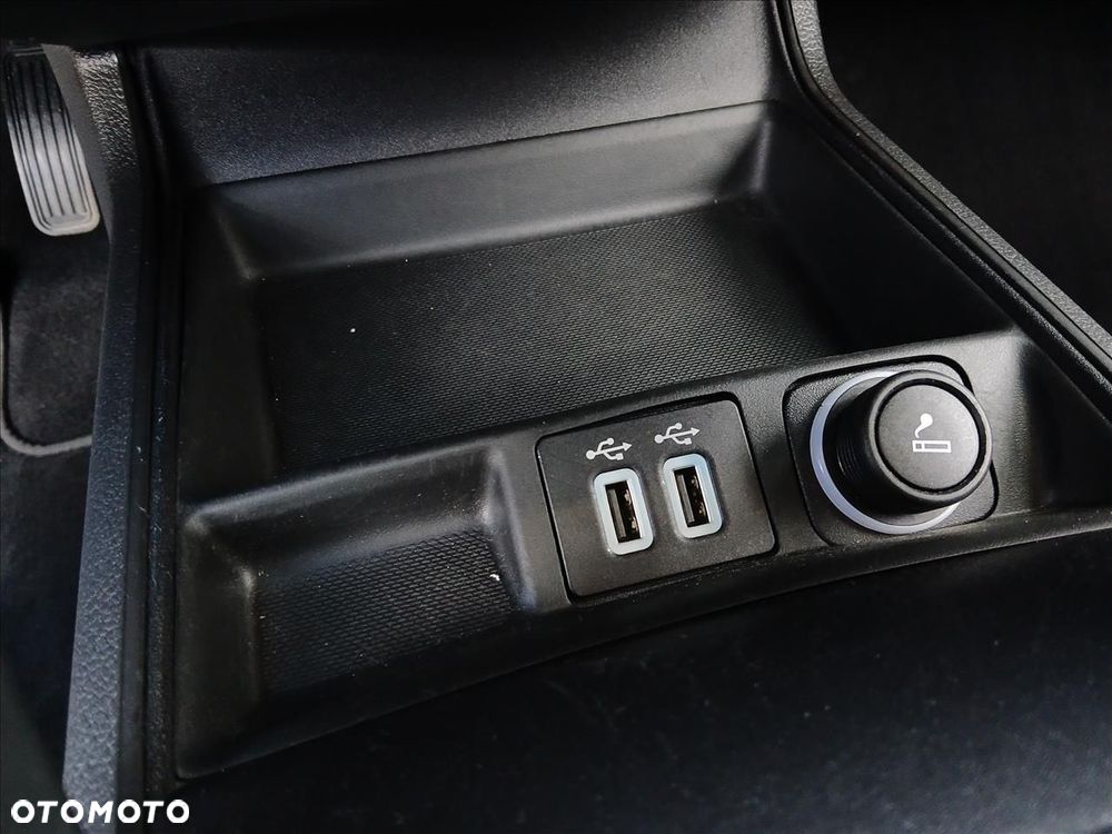 Ford Mondeo 2.0 EcoBlue Titanium - 31