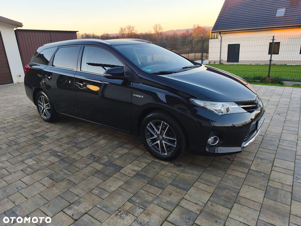 Toyota Auris - 10