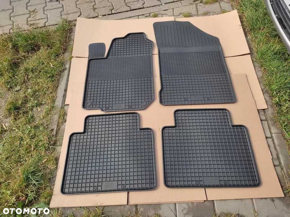 NOWE Dywaniki gumowe KIA VENGA od 2010r dopasowane korytka korytko - 1