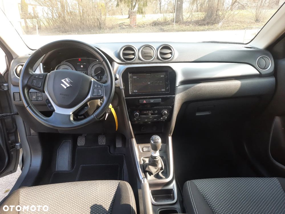 Suzuki Vitara 1.4 Boosterjet SHVS Elegance 2WD - 10