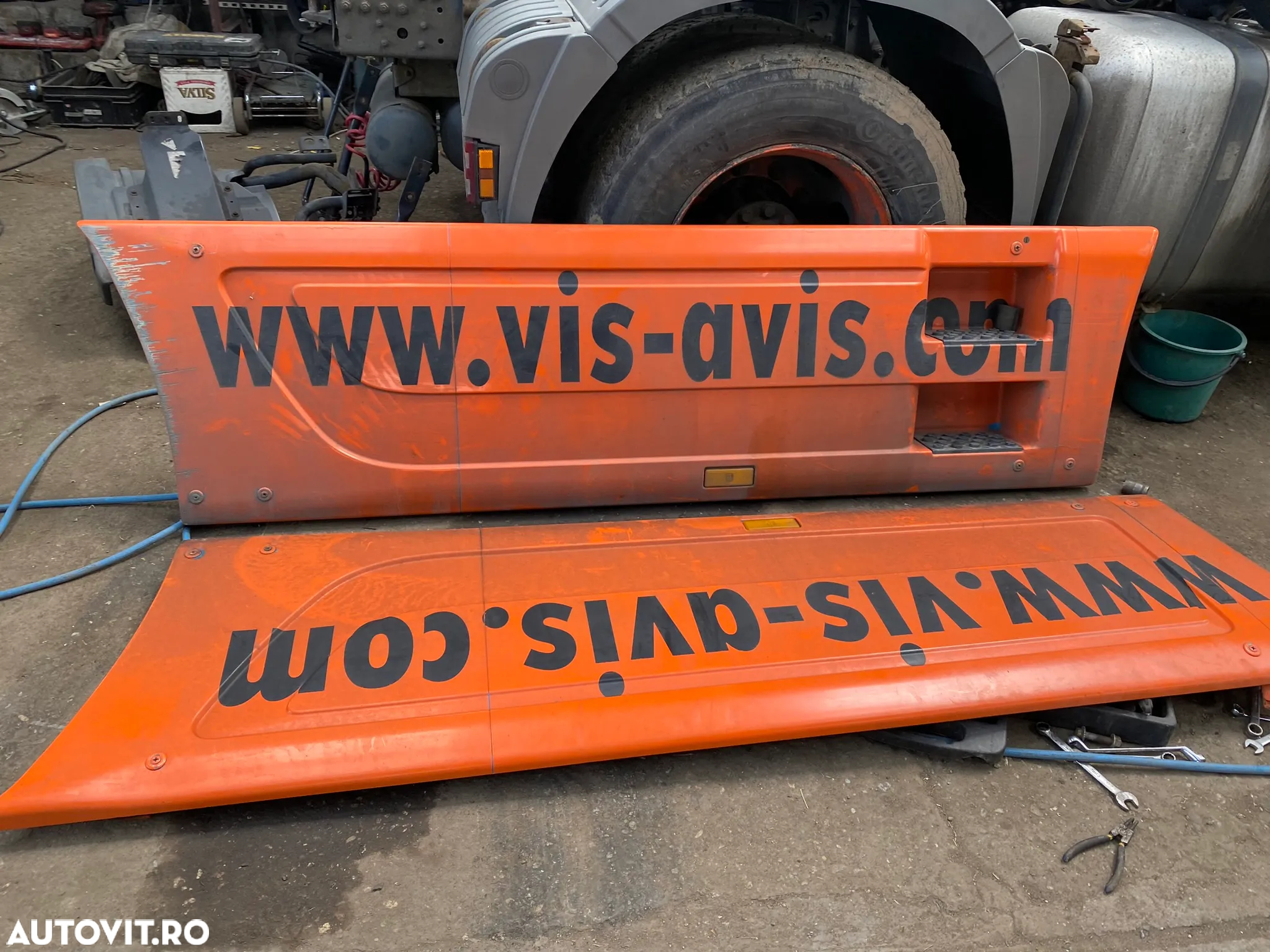 Carene Laterale / Fuste / Spoilere Laterale Mercedes Benz Actros AXOR MP1 / MP2 / MP3 ca noi - 3
