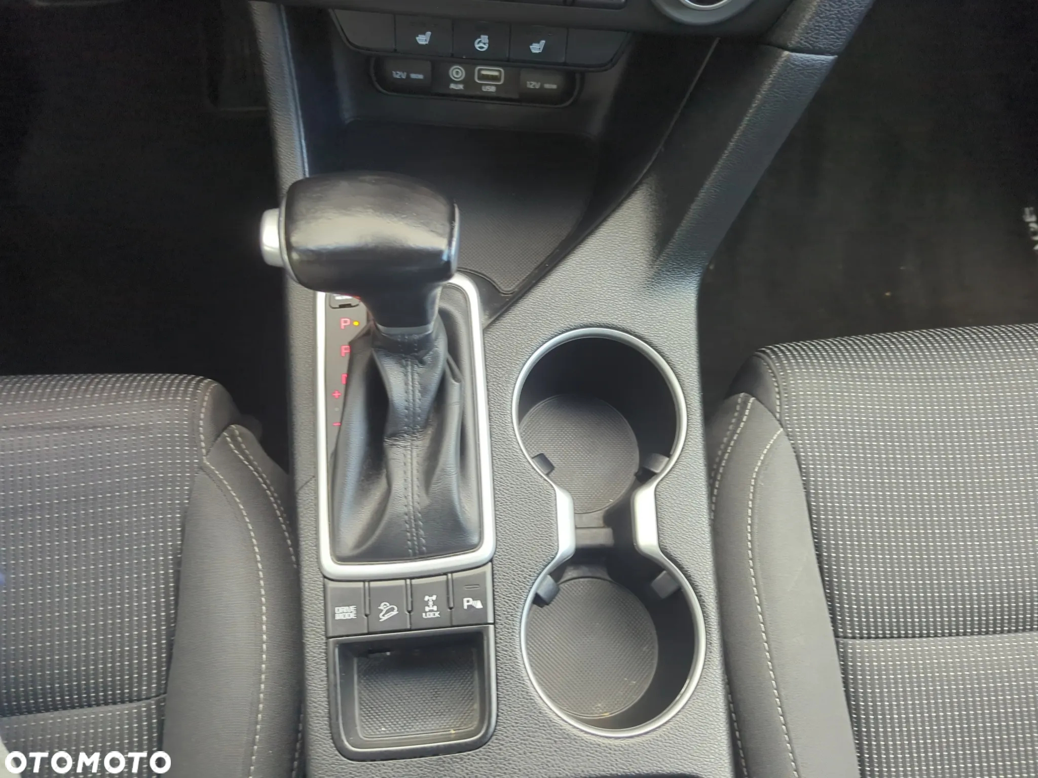 Kia Sportage 2.0 CRDI AWD Dream-Team Edition - 27