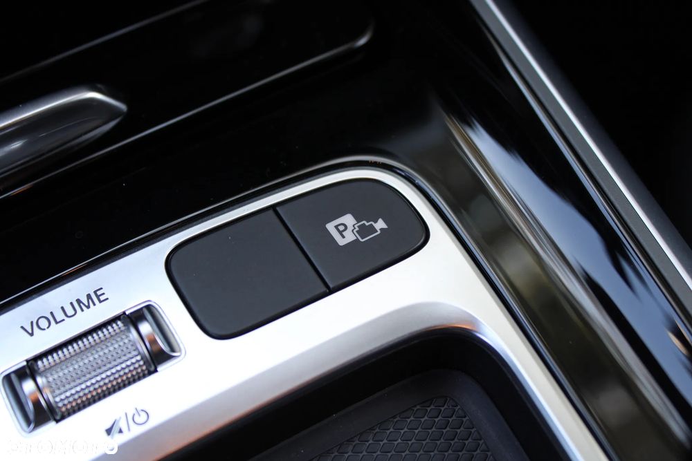 Mercedes-Benz GLB 220 d 4-Matic AMG Line 8G-DCT - 34