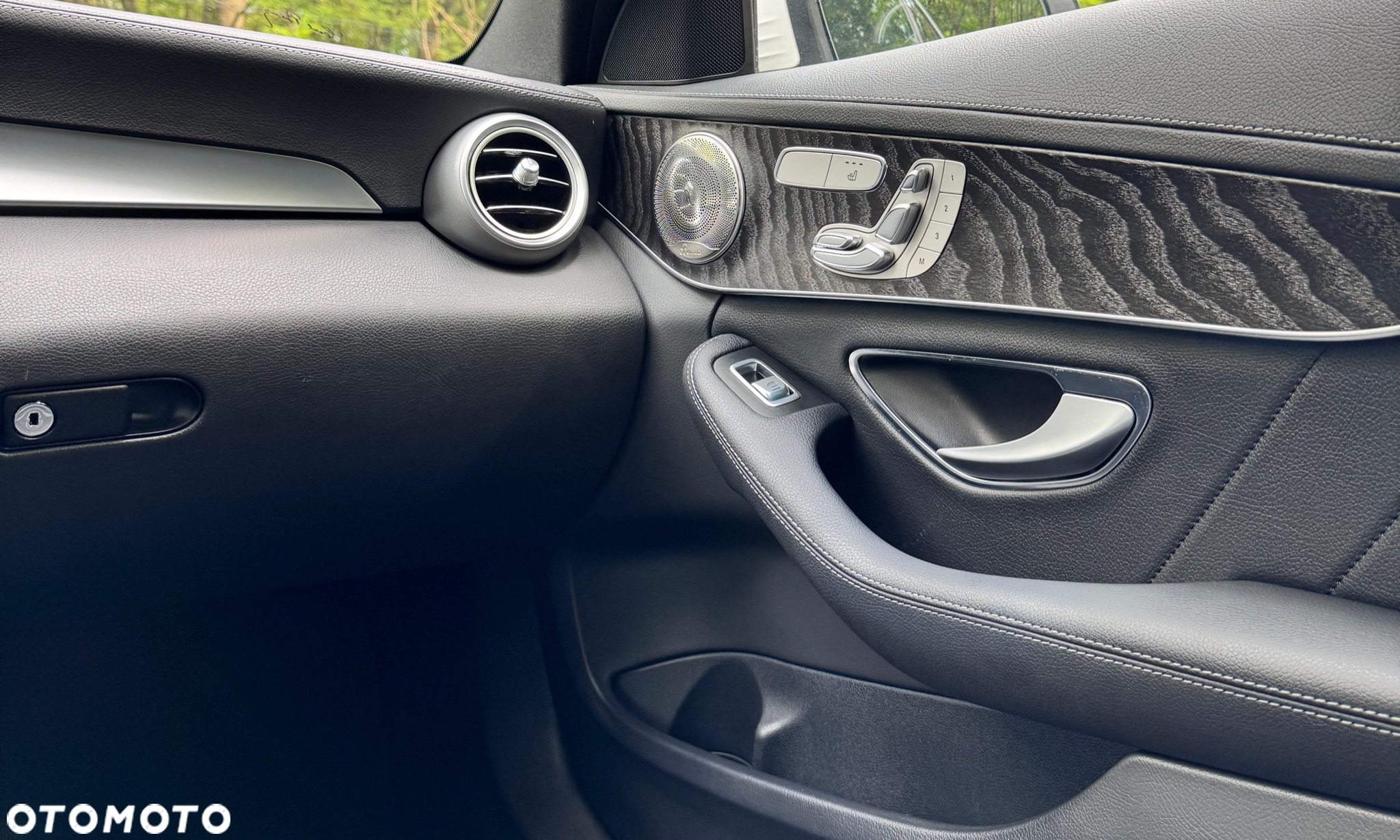 Mercedes-Benz Klasa C 200 T CGI Automatik BlueEFFICIENCY SPORT EDITION - 28