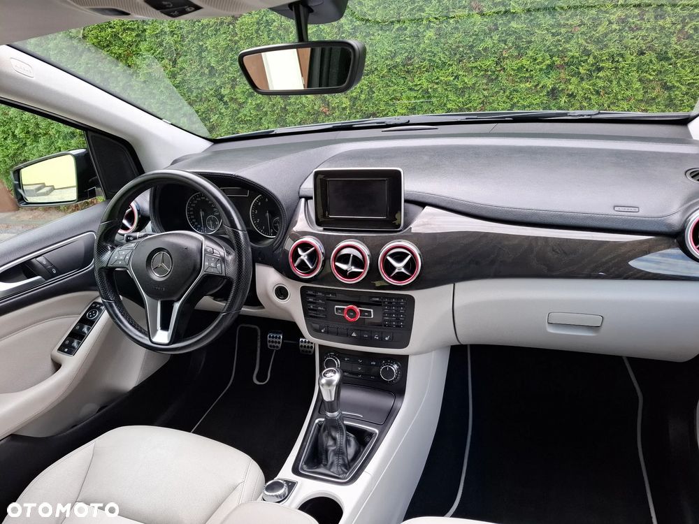 Mercedes-Benz Klasa B 200 (BlueEFFICIENCY) - 18