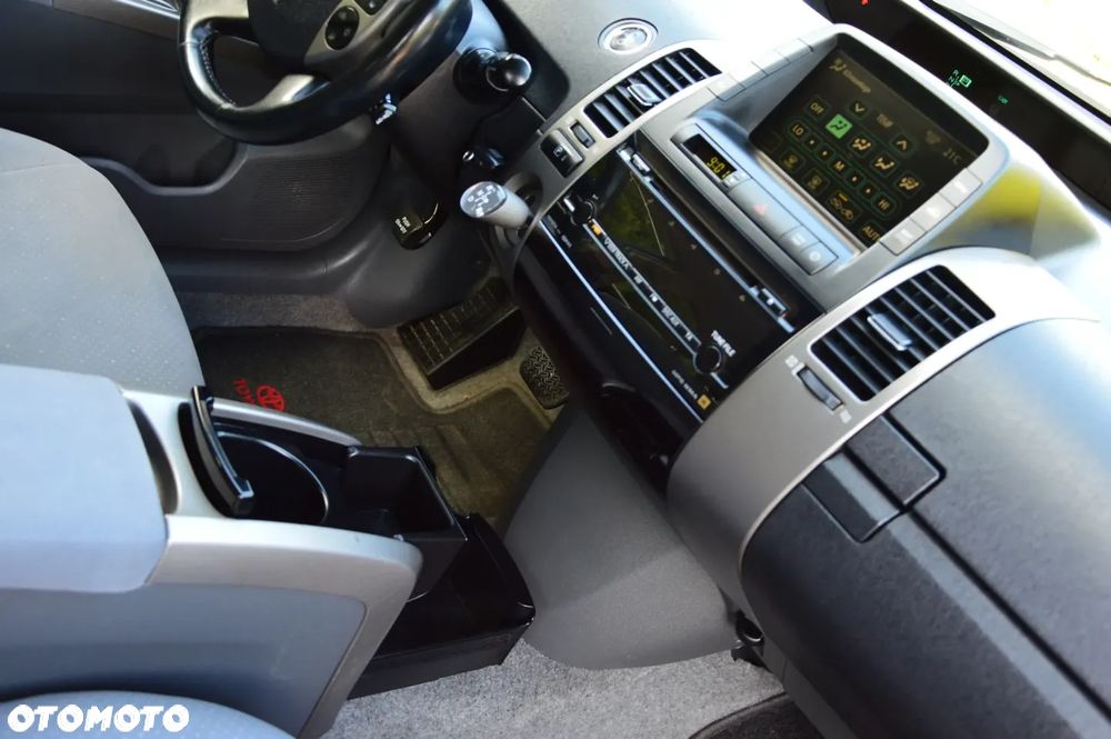 Toyota Prius - 24