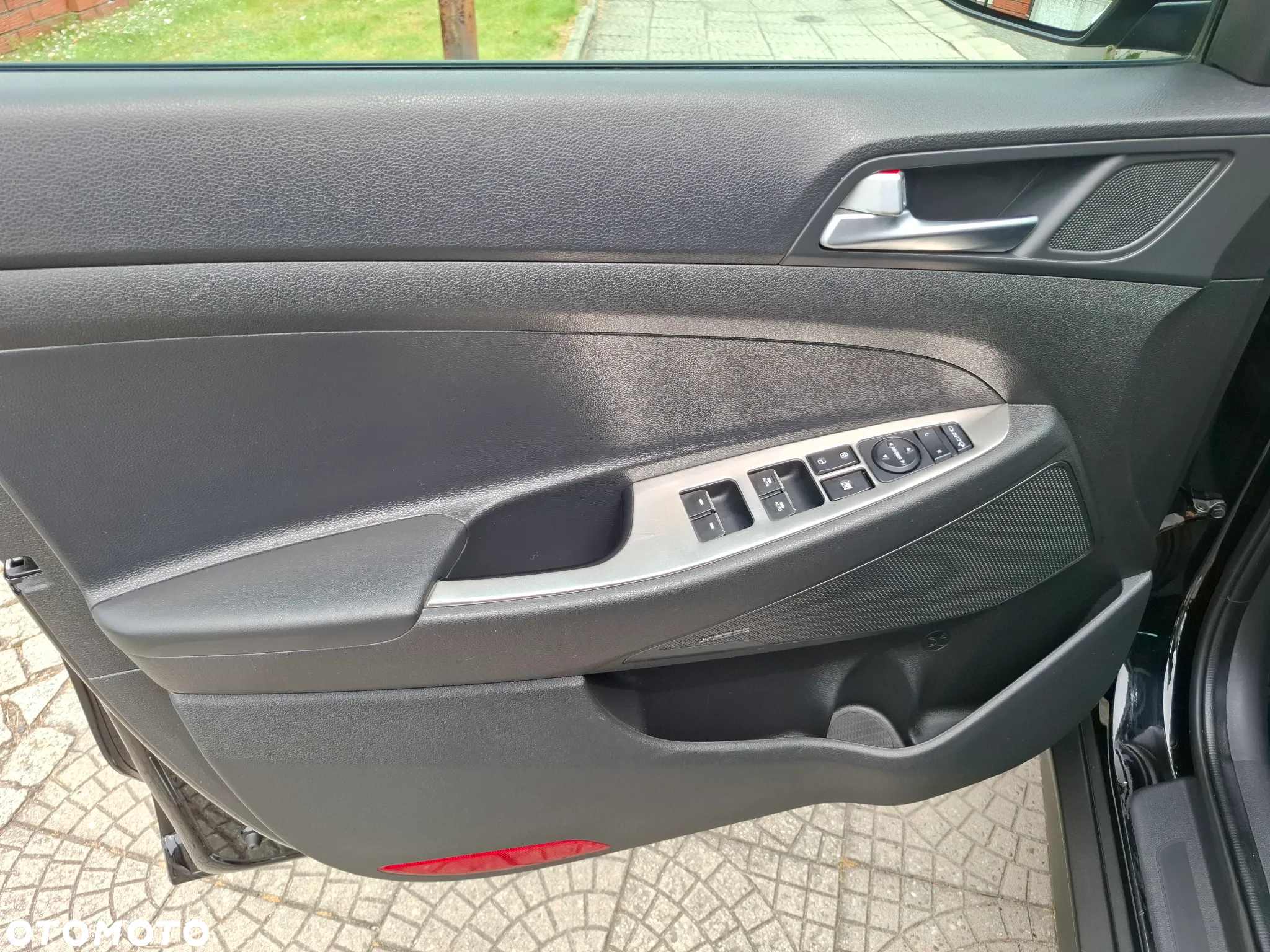 Hyundai Tucson 1.6 GDi 2WD Select - 35