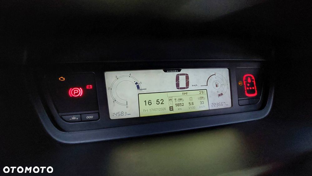 Citroën C4 Picasso - 11