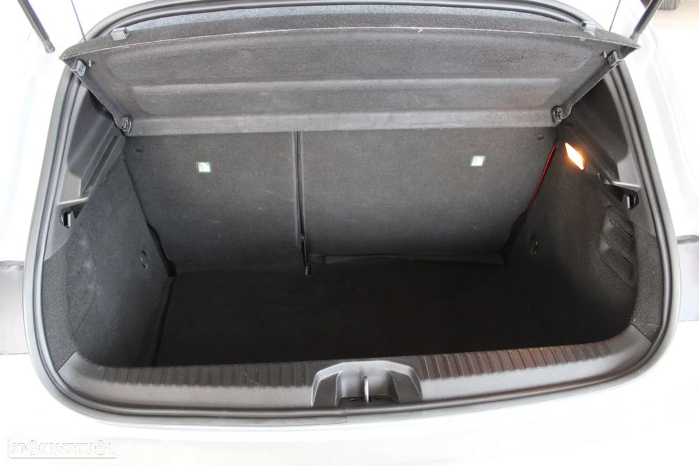 Renault Clio 1.0 TCe RS Line - 28