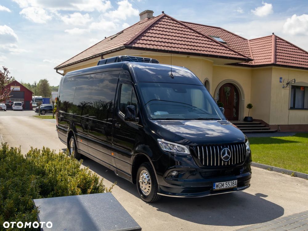 Mercedes-Benz SPRINTER 3.0 V6 / AUTOBUS 21-MIEJSC / ZABUDOWA MERCUS + PLECAK / AUTOMAT / TV + LODÓWKA / FULL WERSJA / ZNIKOMY PRZEBIEG 70 TYŚ KM! / STAN FABRYCZNIE NOWY! - 12