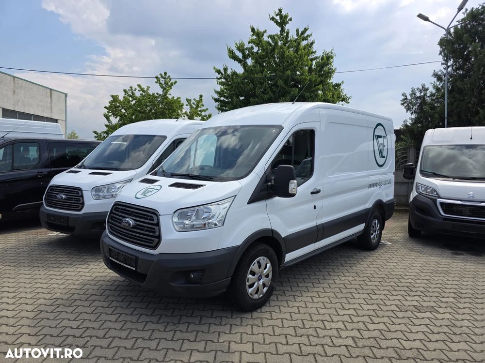 Ford Transit - 1