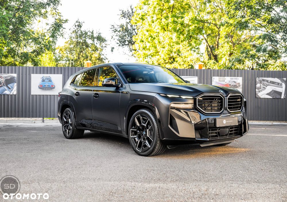 BMW XM - 1