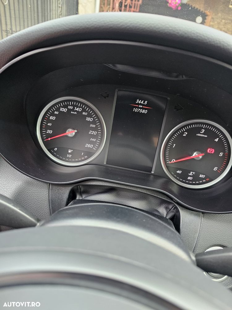 Mercedes-Benz C 220 d 9G-TRONIC - 14