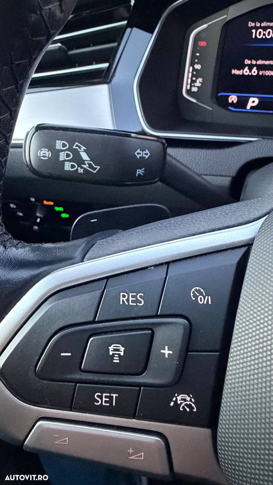 Volkswagen Passat 2.0 TDI DSG Highline - 27