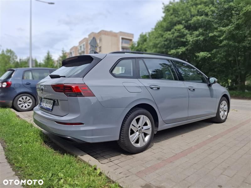 Volkswagen Golf - 4
