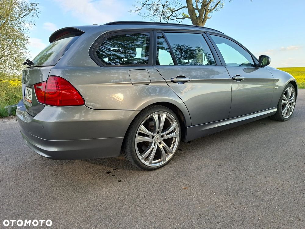 BMW Seria 3 320d DPF Edition Sport - 5