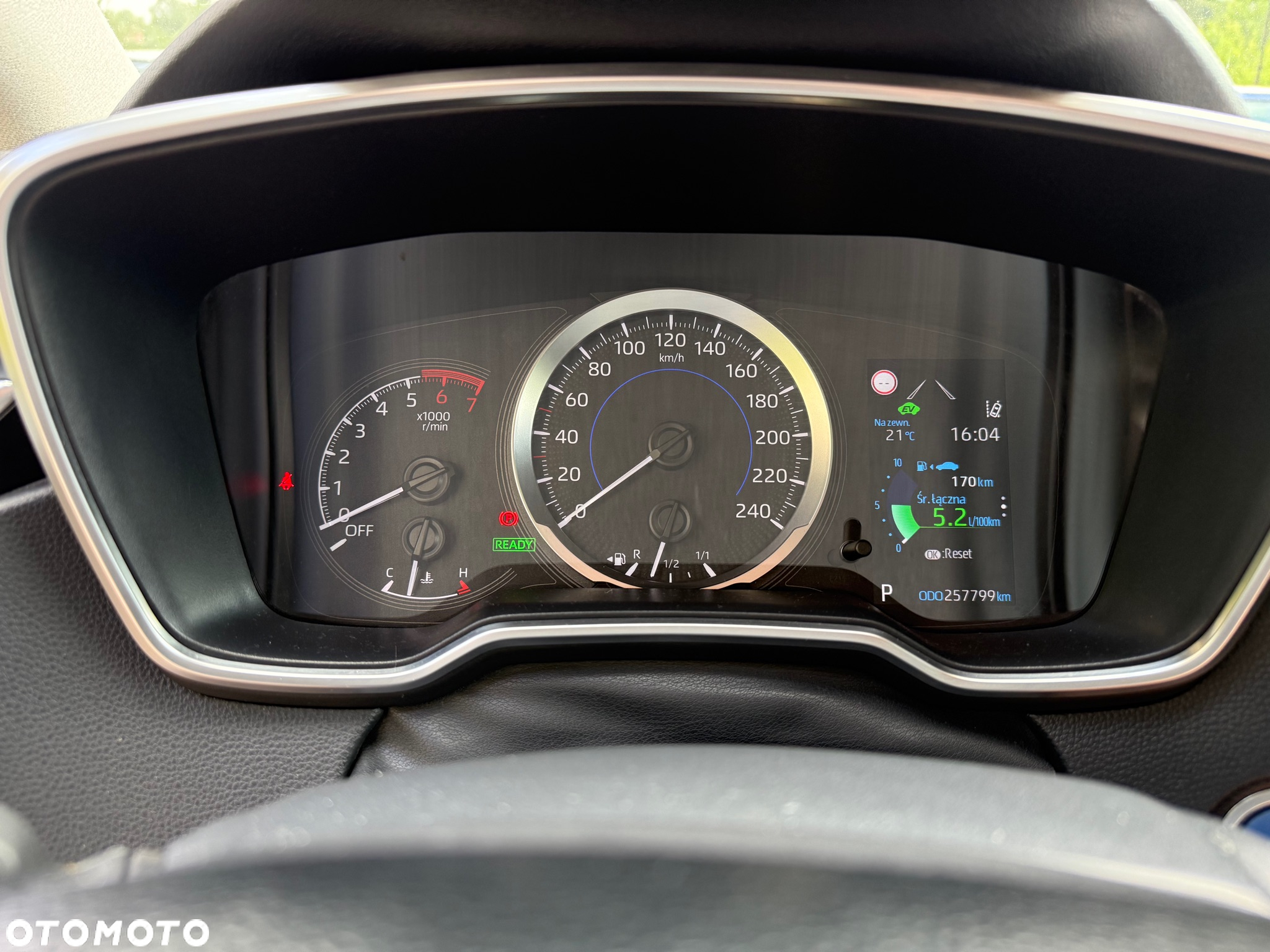 Toyota Corolla 1.8 Hybrid Comfort - 16