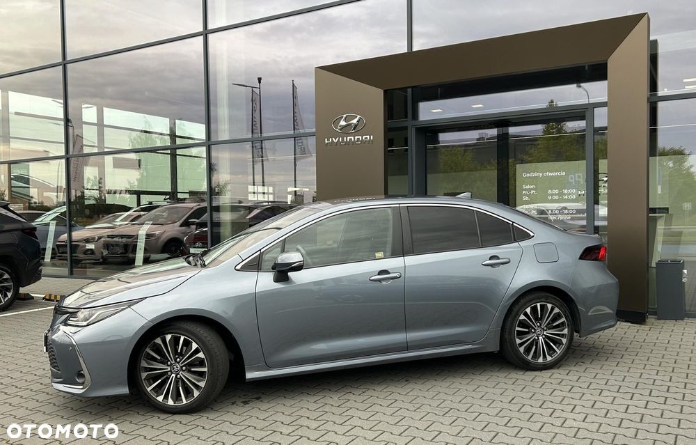 Toyota Corolla - 4