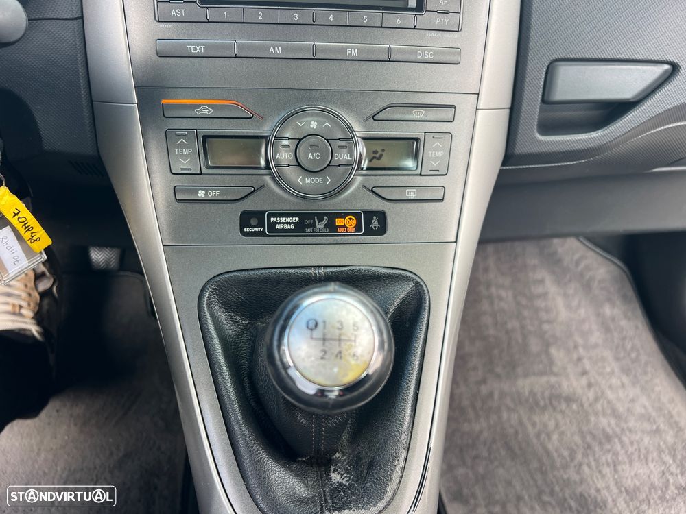 Toyota Auris - 31