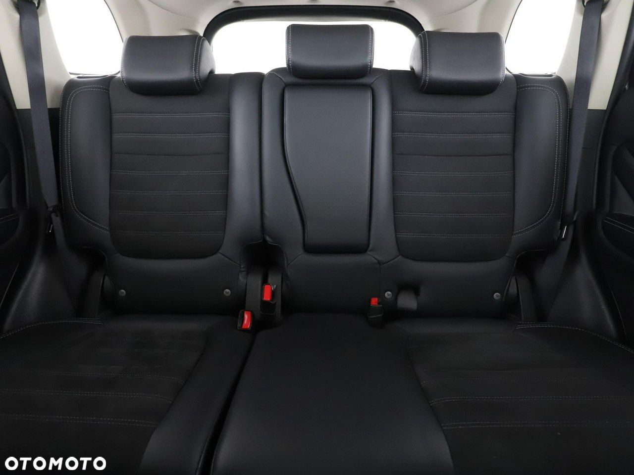 Mitsubishi Outlander 2.4 4WD Plug-In Hybrid - 18