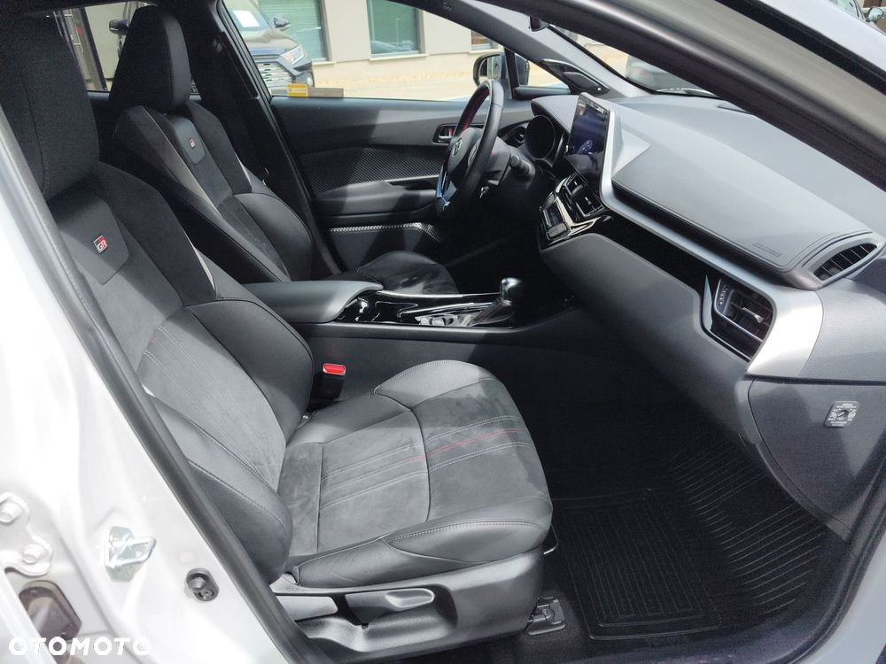 Toyota C-HR - 9