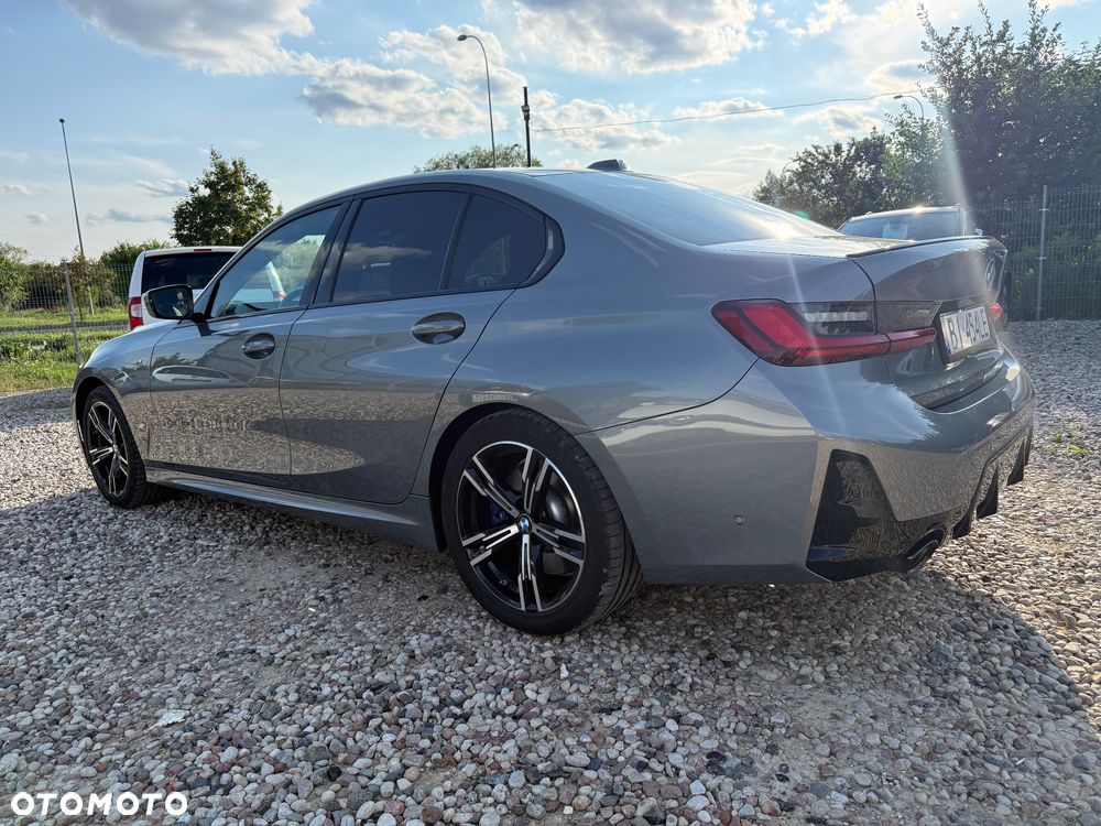 BMW Seria 3 318i - 4
