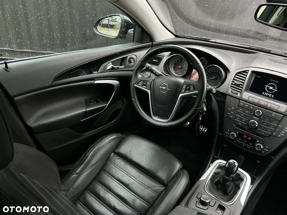 Opel Insignia 2.0 Turbo Sport - 13