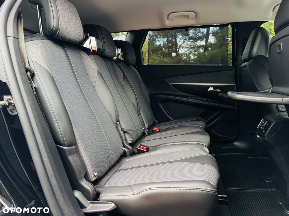 Peugeot 5008 2.0 BlueHDi Allure Pack S&S EAT8 - 33