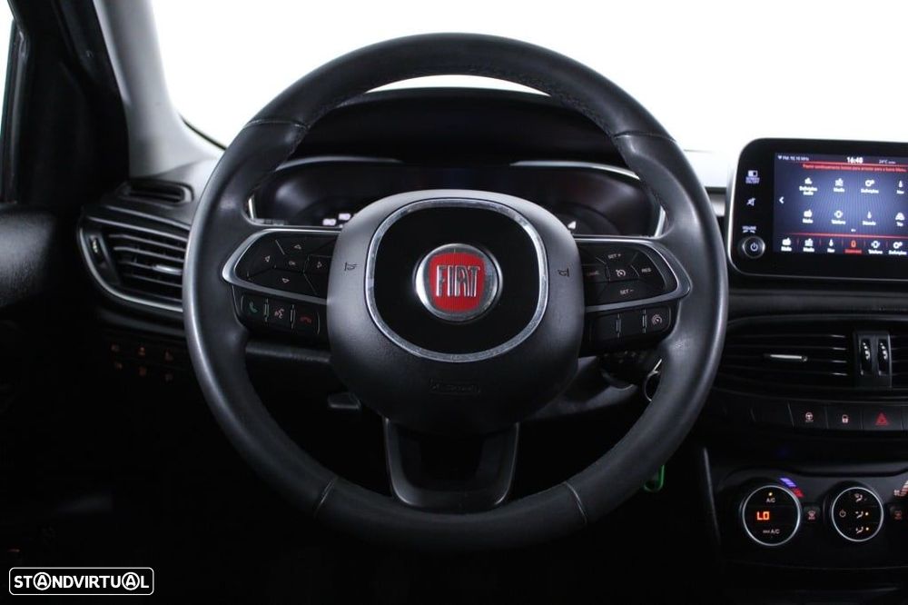 Fiat Tipo Station Wagon 1.6 M-Jet Lounge - 19