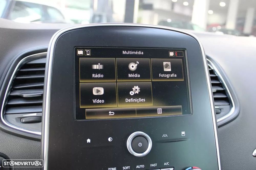 Renault Scénic 1.3 TCe Bose Edition EDC - 18