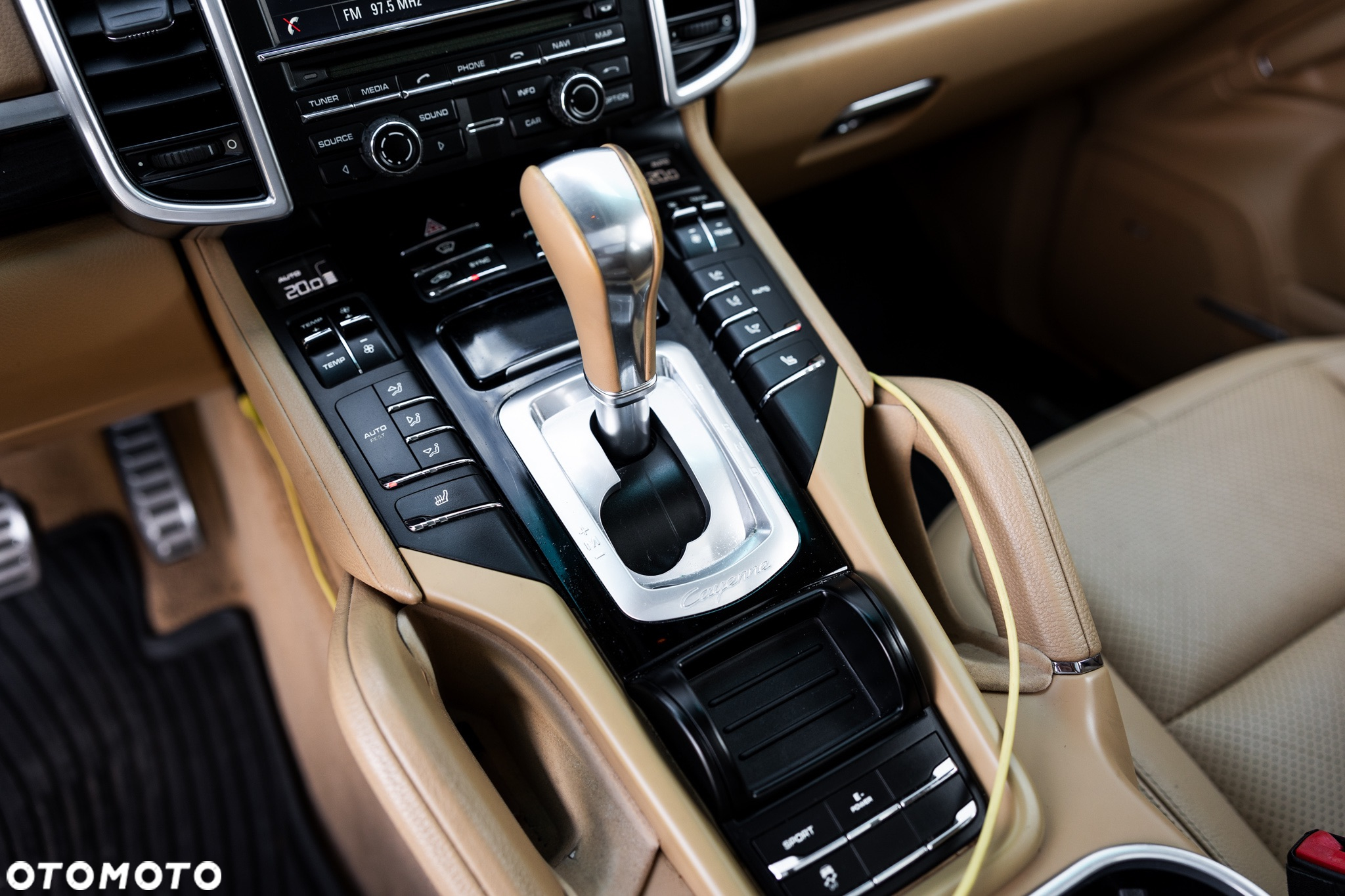 Porsche Cayenne S Hybrid Tiptronic S - 26