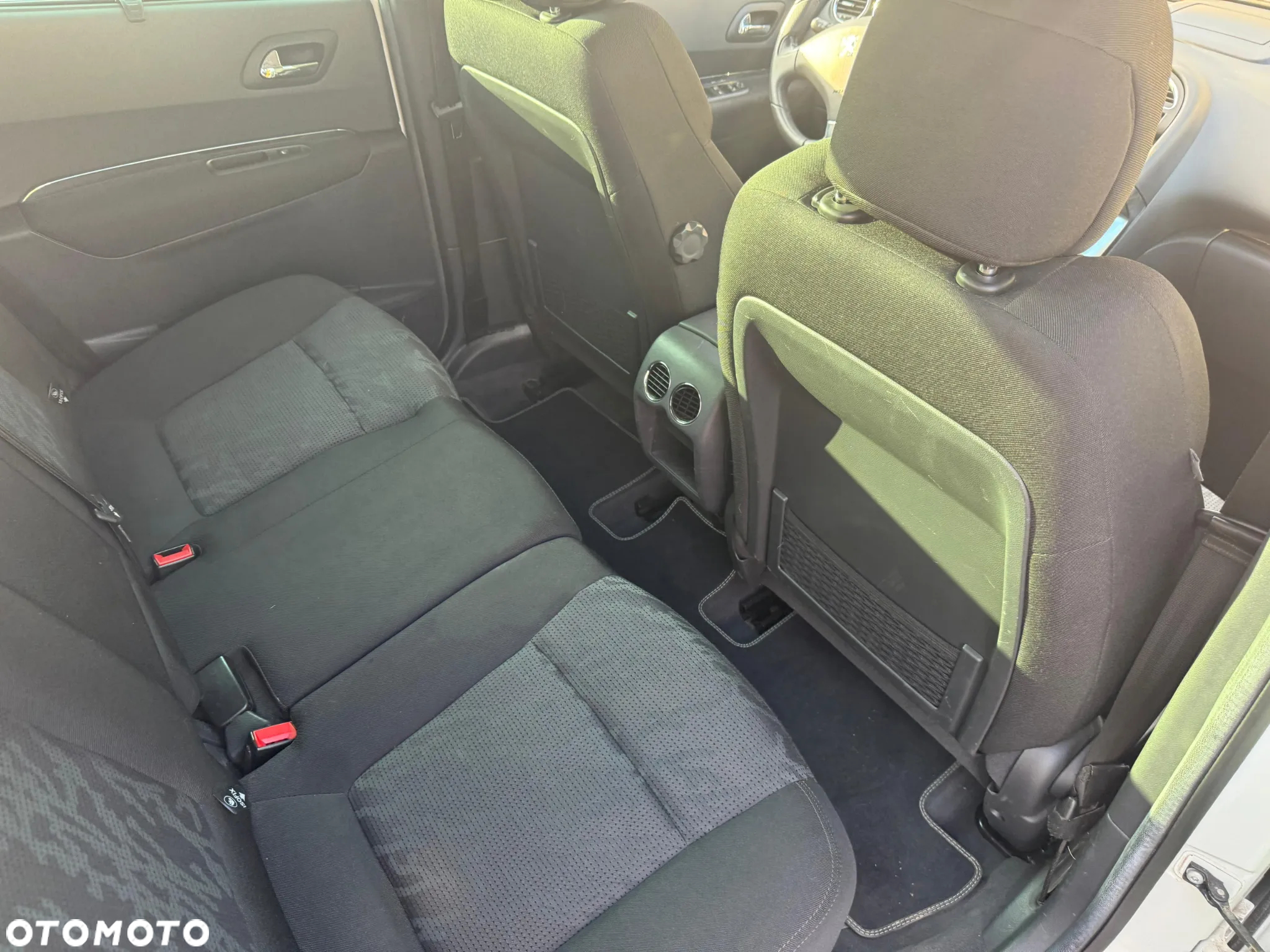 Peugeot 3008 1.6 THP Active - 13