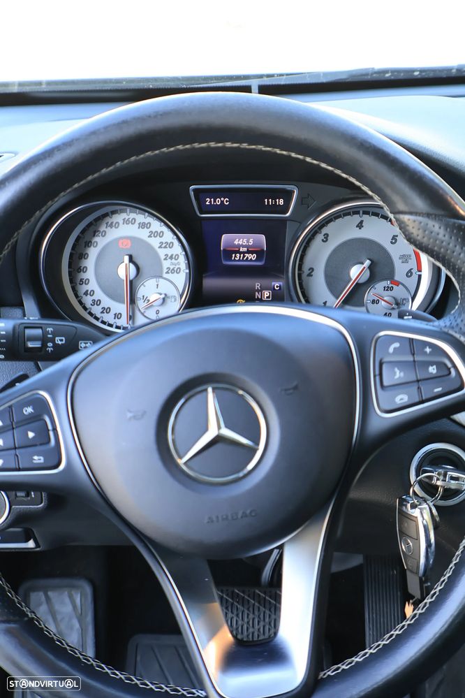 Mercedes-Benz GLA 200 - 7