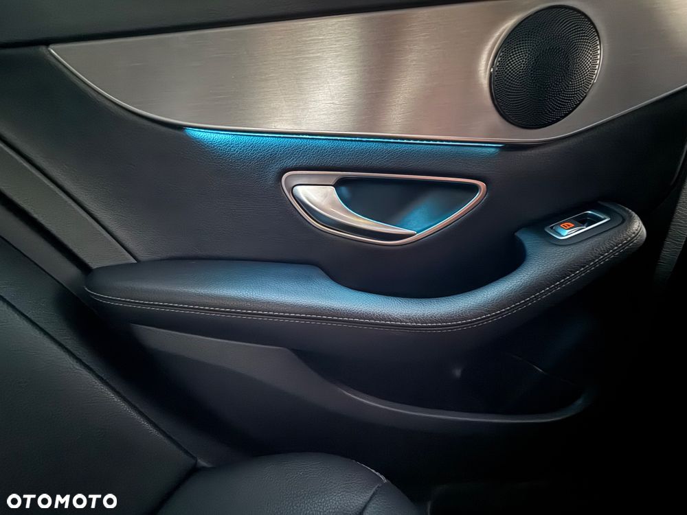 Mercedes-Benz Klasa C 180 9G-TRONIC - 13