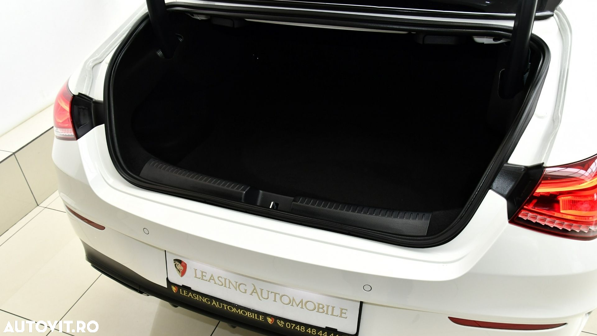 Mercedes-Benz CLA 250 e 8G-DCT AMG Line - 29