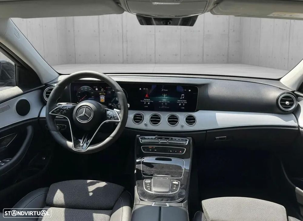 Mercedes-Benz E 220 - 10